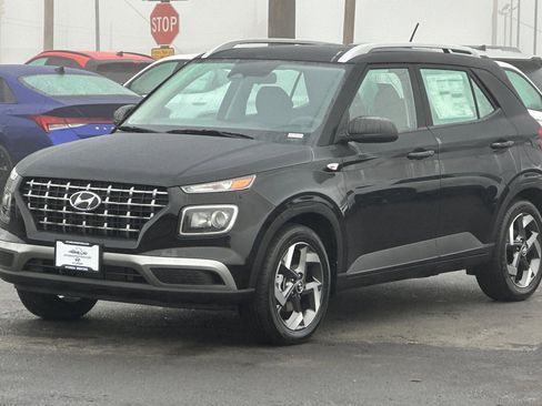 New 2026 Hyundai Venue SEL image 8