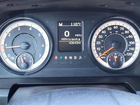 Used 2024 RAM 1500 Warlock AWD/4WD image 10