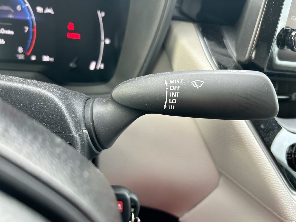 Used 2026 Toyota Corolla Cross L FWD image 17