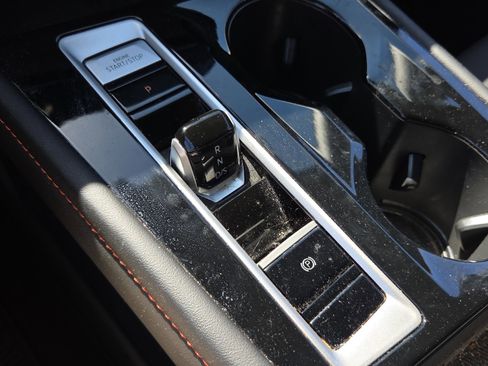 Used 2024 Volkswagen Atlas Peak Edition SEL image 20