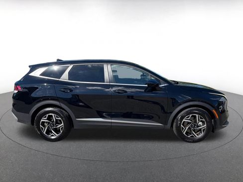 Used 2025 Kia Sportage LX FWD image 15