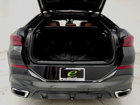 Used 2025 BMW X6 xDrive40i w/ Executive Package AWD/4WD image 29