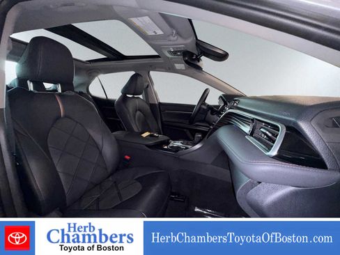 Used 2018 Toyota Camry XLE w/ Driver Assist Package FWD image 20
