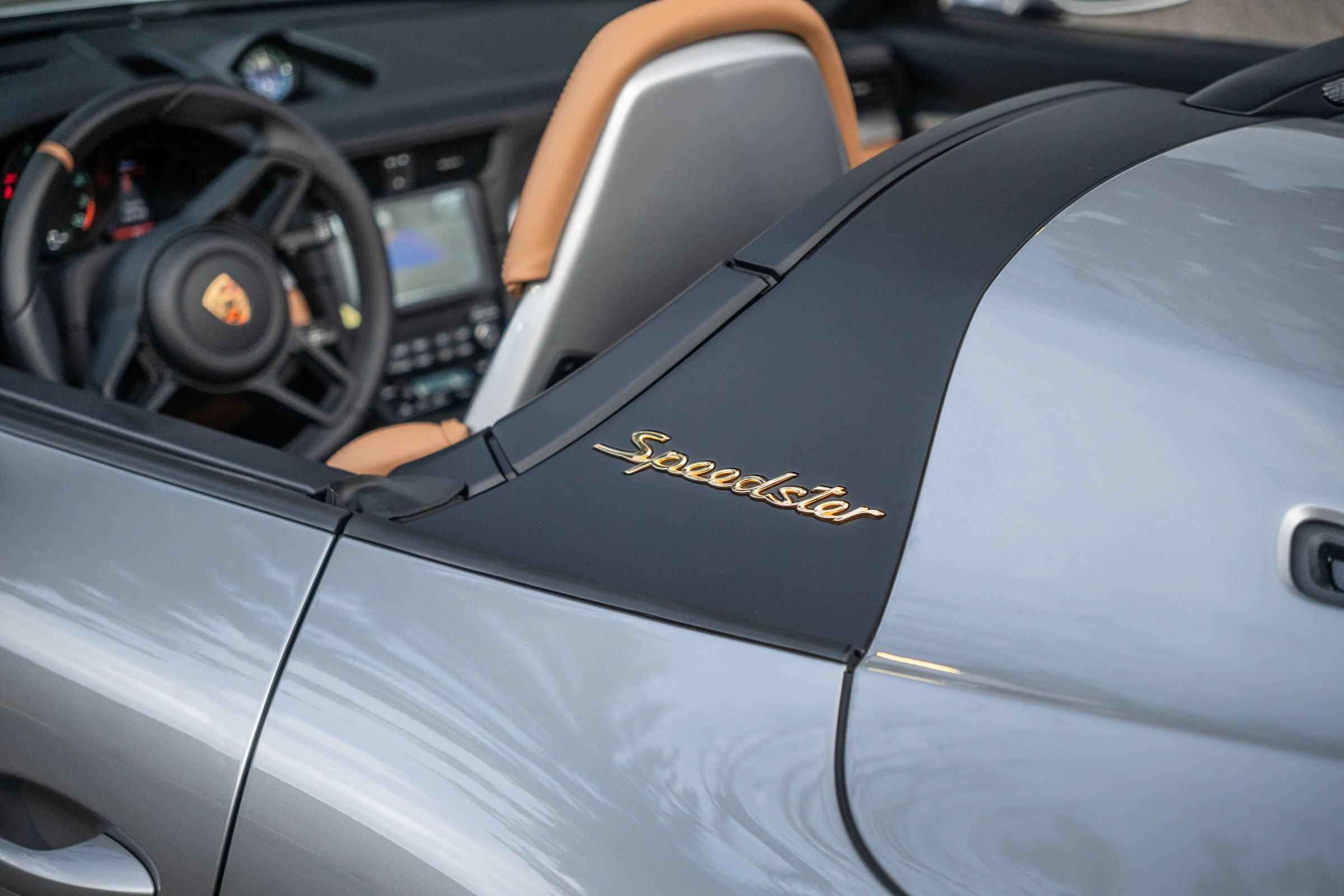 Used 2019 Porsche 911 Speedster RWD image 36
