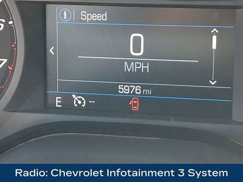 Used 2023 Chevrolet Camaro LT w/ Technology Package RWD image 4