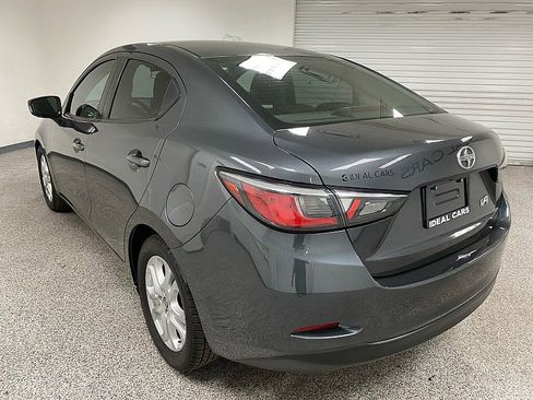 Used 2016 Scion iA image 7