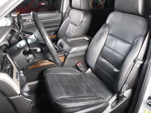 Used 2016 GMC Yukon Denali w/ Open Road Package image 7