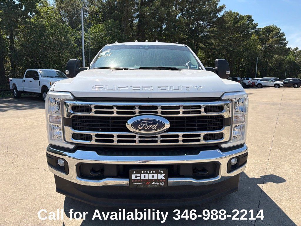 Used 2025 Ford F250 XLT AWD/4WD image 9