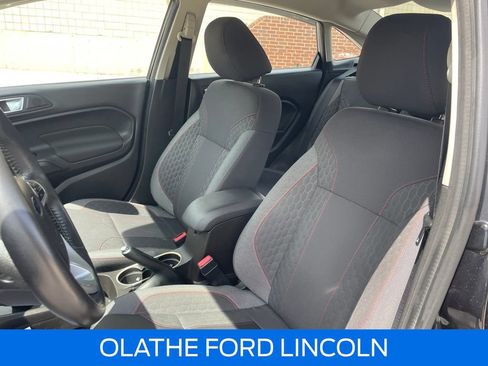 Used 2014 Ford Fiesta SE w/ Equipment Group 201A FWD image 16