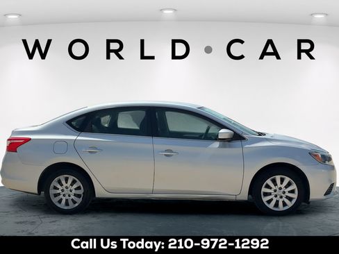 Used 2019 Nissan Sentra S FWD image 2