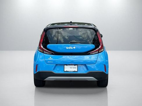 Certified 2025 Kia Soul EX FWD image 7