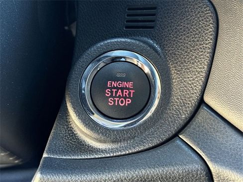 Used 2022 Subaru Outback Limited w/ Popular Package #2 image 27