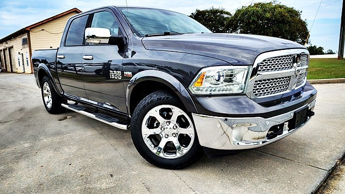 Used 2016 RAM 1500 Laramie w/ Convenience Group RWD image 2