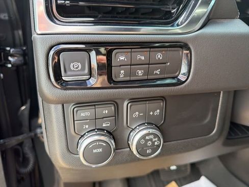 Used 2026 GMC Yukon XL Denali w/ LPO, Floor Liner Package AWD/4WD image 12