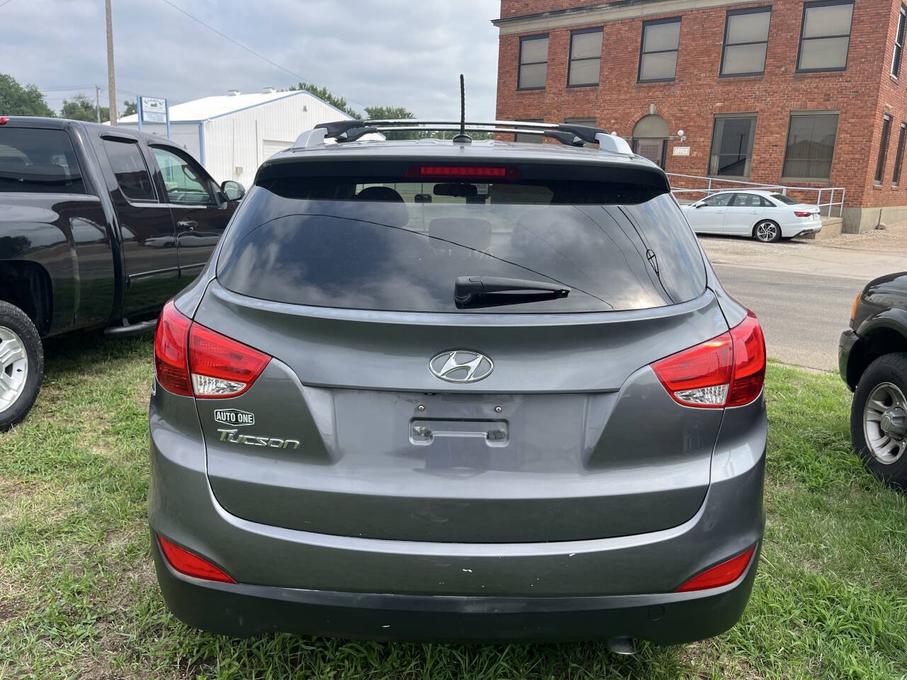 Used 2015 Hyundai Tucson SE FWD image 13