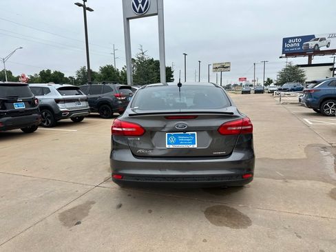 Used 2016 Ford Focus S FWD image 6