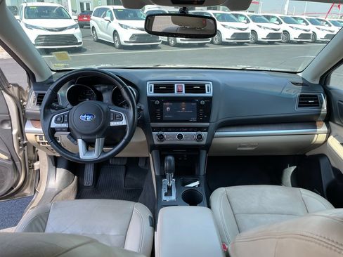 Used 2016 Subaru Outback 2.5i Limited AWD/4WD image 11