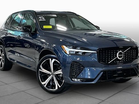 Used 2024 Volvo XC60 B5 Ultimate w/ Climate Package AWD/4WD image 3