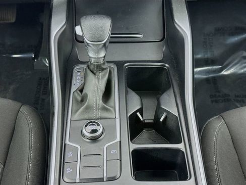 Used 2023 Kia Sorento LX image 23