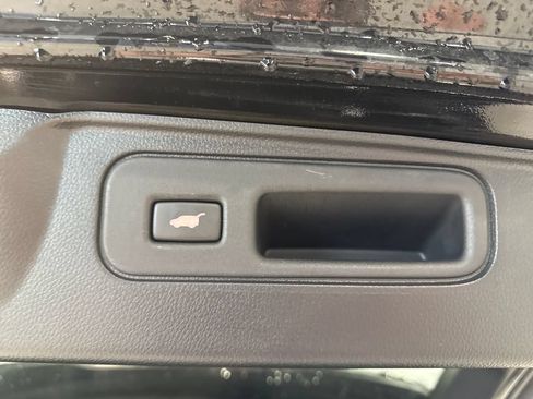 Used 2024 Honda Passport EX-L image 45