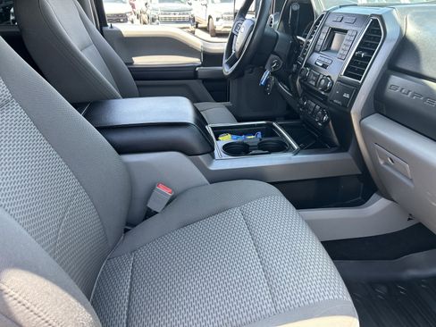 Used 2017 Ford F350 XLT w/ XLT Value Package AWD/4WD image 12
