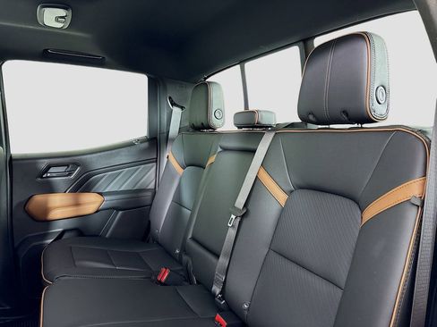 New 2026 GMC Canyon AT4 w/ Technology Plus Package AWD/4WD image 25