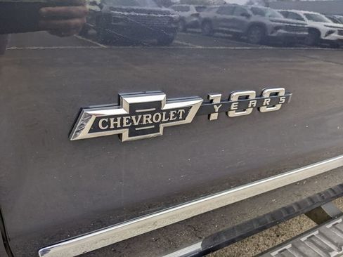 Used 2018 Chevrolet Silverado 1500 LTZ Z71 w/ Centennial Edition image 9