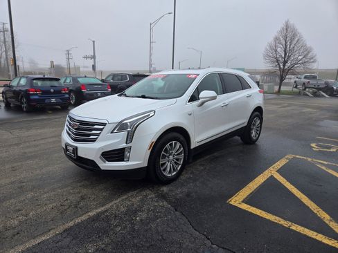 Used 2018 Cadillac XT5 Luxury image 3
