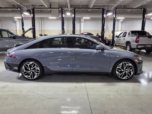 Used 2024 Hyundai Ioniq 6 Limited RWD image 8