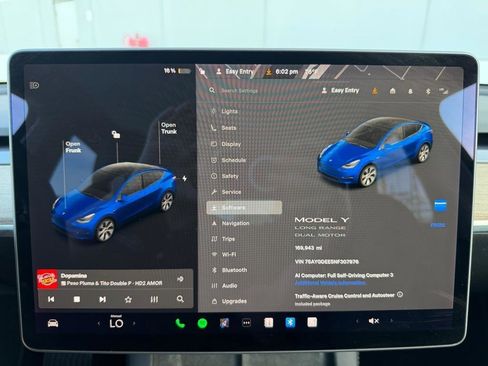 Used 2022 Tesla Model Y Long Range AWD/4WD image 33