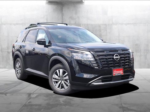 New 2026 Nissan Pathfinder SL AWD/4WD image 2
