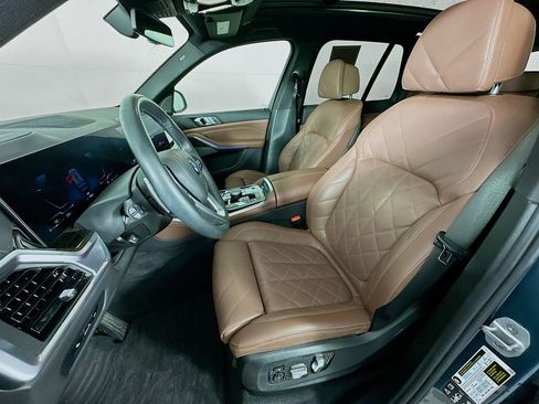 Used 2025 BMW X5 xDrive40i image 28