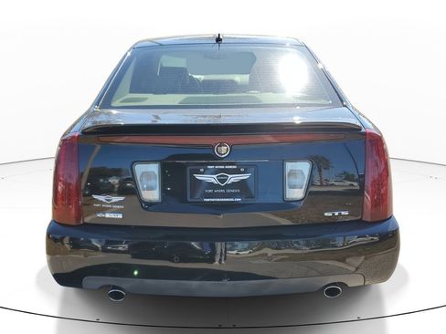 Used 2005 Cadillac STS V8 No Accidents Only 2 Owners w/ Preferred Equipment Group image 5