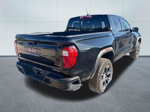 Used 2024 GMC Canyon AT4 w/ AT4 Premium Package AWD/4WD image 4