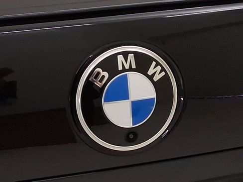 New 2026 BMW 740i w/ Premium Package image 19