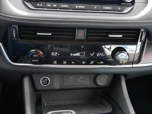 Certified 2022 Nissan Rogue SV image 20