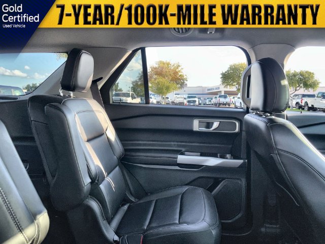 Used 2023 Ford Explorer XLT w/ Equipment Group 202A RWD image 17