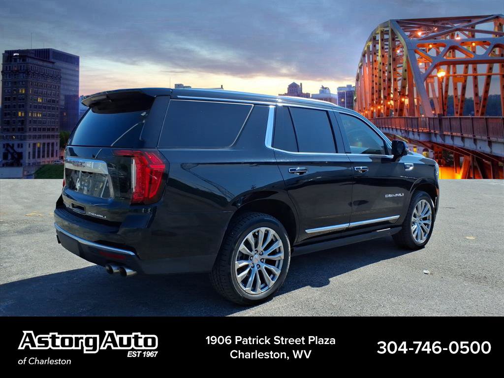 Used 2023 GMC Yukon Denali AWD/4WD image 3