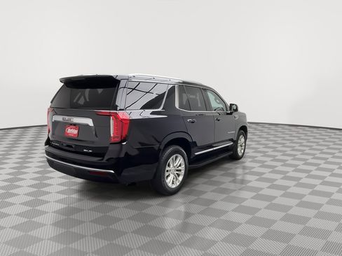 Certified 2022 GMC Yukon SLT w/ SLT Premium Package AWD/4WD image 44