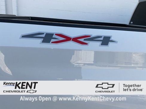 Used 2022 Chevrolet Silverado 1500 LT w/ Protection Package image 12