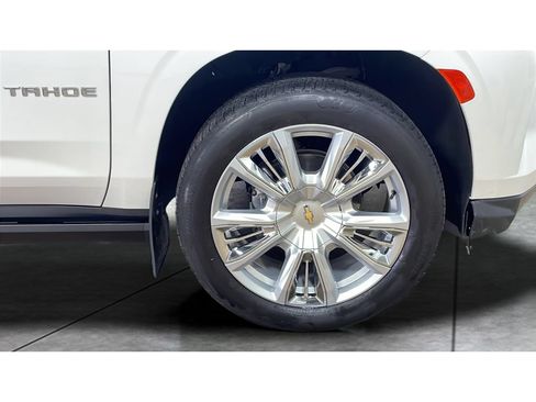 Used 2023 Chevrolet Tahoe High Country w/ Premium Package 2 AWD/4WD image 21