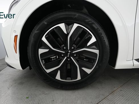 Used 2024 Kia EV6 GT-Line RWD image 19