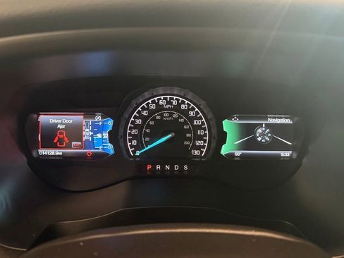 Used 2022 Ford Ranger Lariat w/ Tremor Off-Road Package AWD/4WD image 11