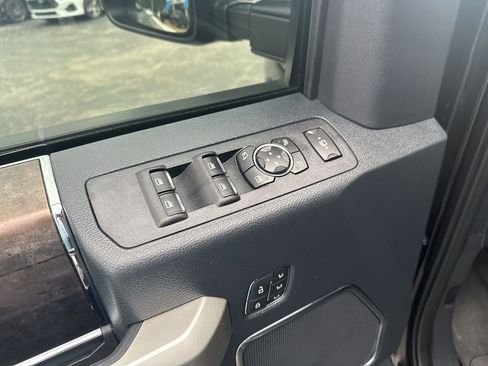 Used 2022 Ford F250 Lariat AWD/4WD image 17