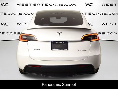 Used 2023 Tesla Model Y Long Range AWD/4WD image 4