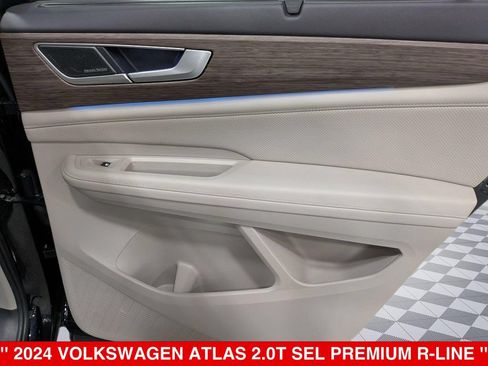 Used 2024 Volkswagen Atlas SEL Premium R-Line AWD/4WD image 33
