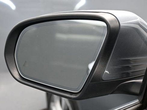 Used 2018 Mercedes-Benz C 300 C 300 4MATIC AWD 4dr Sedan w/ Premium Package image 10