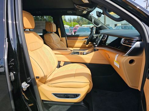 New 2025 Jeep Grand Wagoneer L Series III w/ Rear Seat Video Group 1 image 11