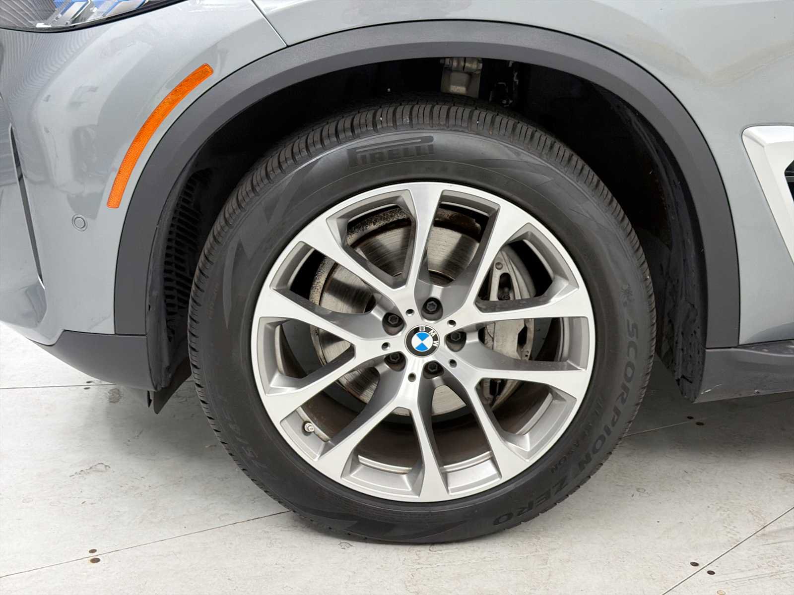Used 2024 BMW X5 xDrive40i w/ Premium Package AWD/4WD image 19