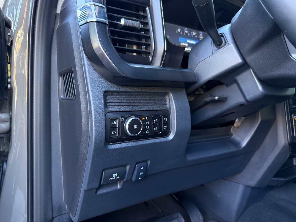 Used 2026 Ford F250 Lariat AWD/4WD image 24